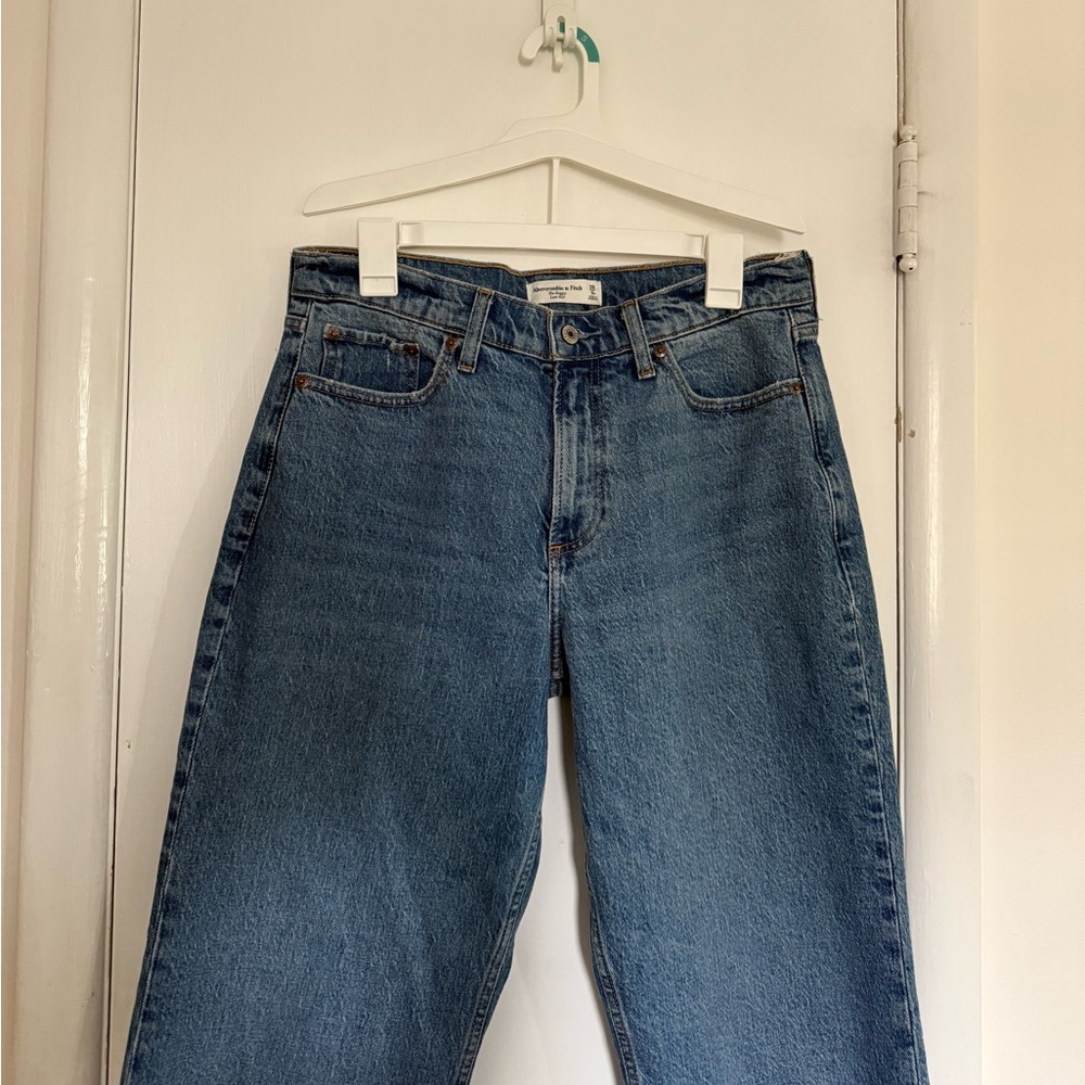 Abercrombie & Fitch curve love baggy low rise jeans size 28